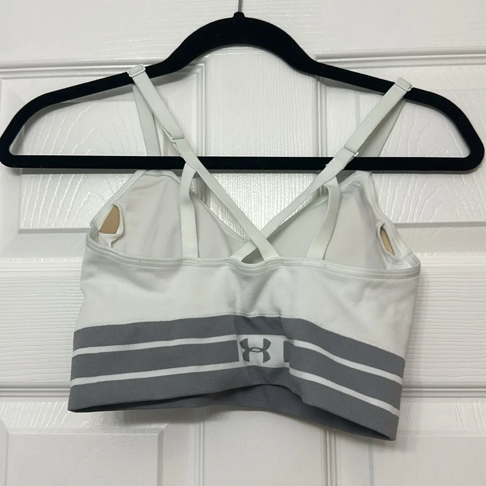 White Under Armour Sports Bra Size L NWOT - Picture 2 of 5